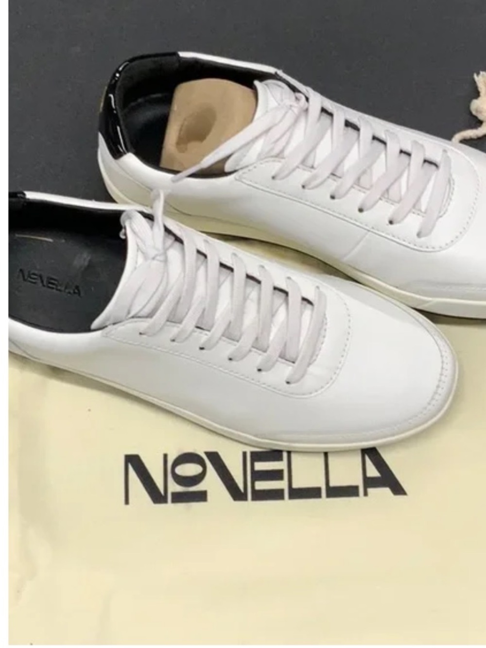 novella no 1231 unisex White Italian Leather black insole Men’s 10/ Womens 11.5